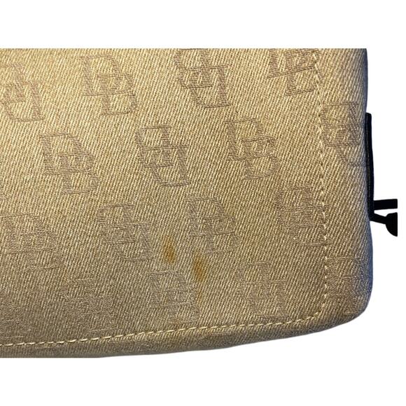 Dooney & Bourke  Beige & Black  Top Handle Adjust  Key Fob  RWB Tag Present NWOT - Picture 3 of 10
